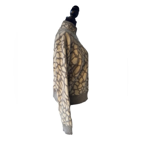 Halogen Fuzzy Abstract Stone Mock Neck Sweater Medium Cozy Gray Beige Fall - Picture 5 of 9